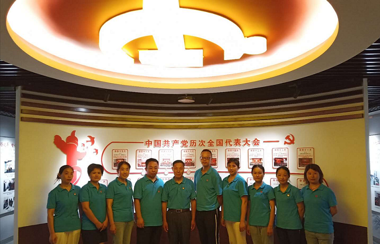 振州党支部开展中国共产党成立98周年主题党日活动